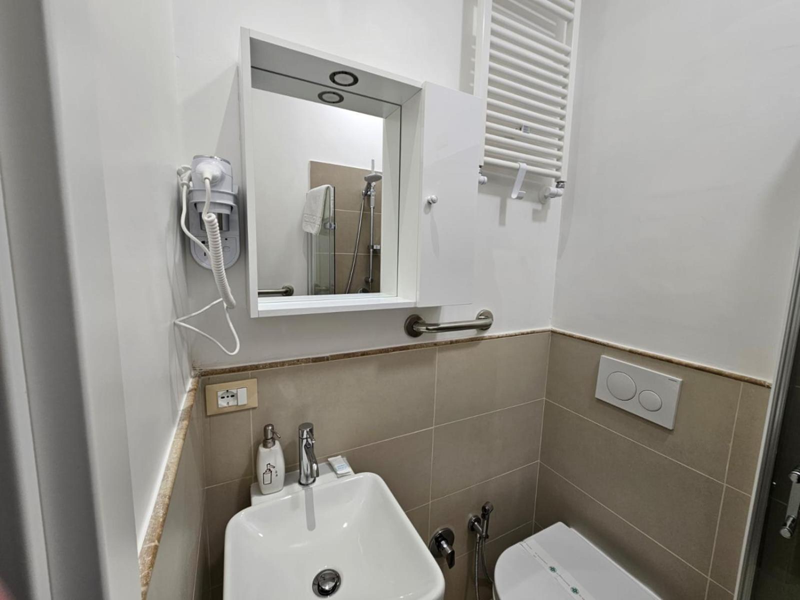 Be Your Home - Stendardi'S House Roma Eksteriør bilde
